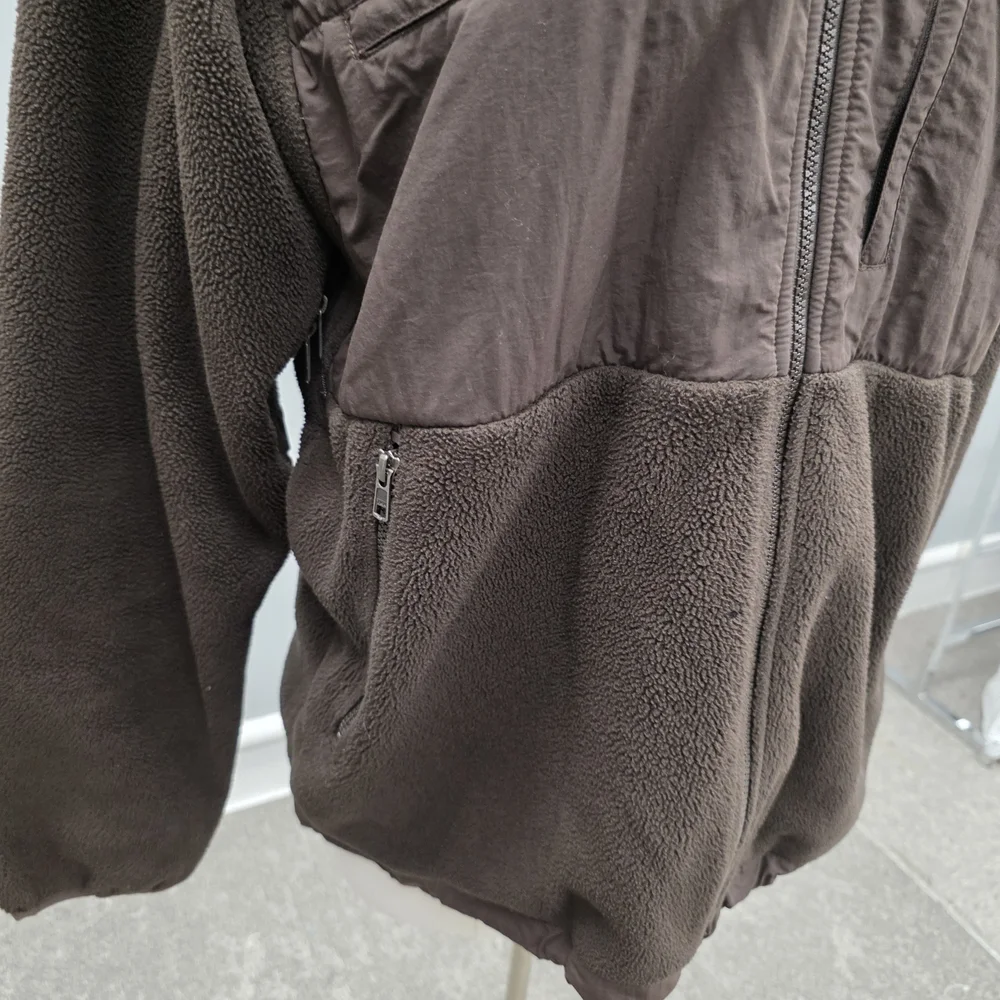 The North Face Men's Dark Brown Performance Jacket - Picture 5 of 13